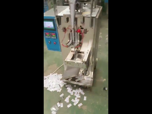 چین سپلائر خود کار طریقے سے عمودی تکیا پاؤچ چپس مائع ناشتا پیکنگ مشین